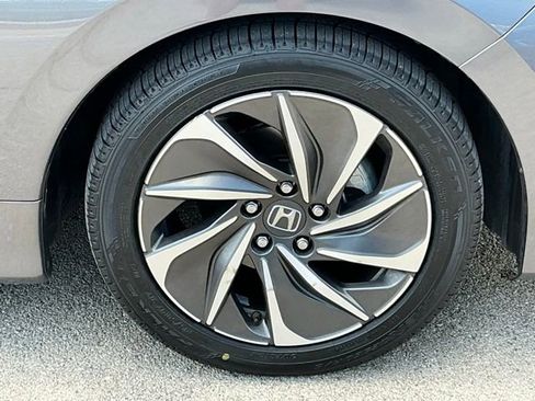 Used 2019 Honda Insight Touring image 5