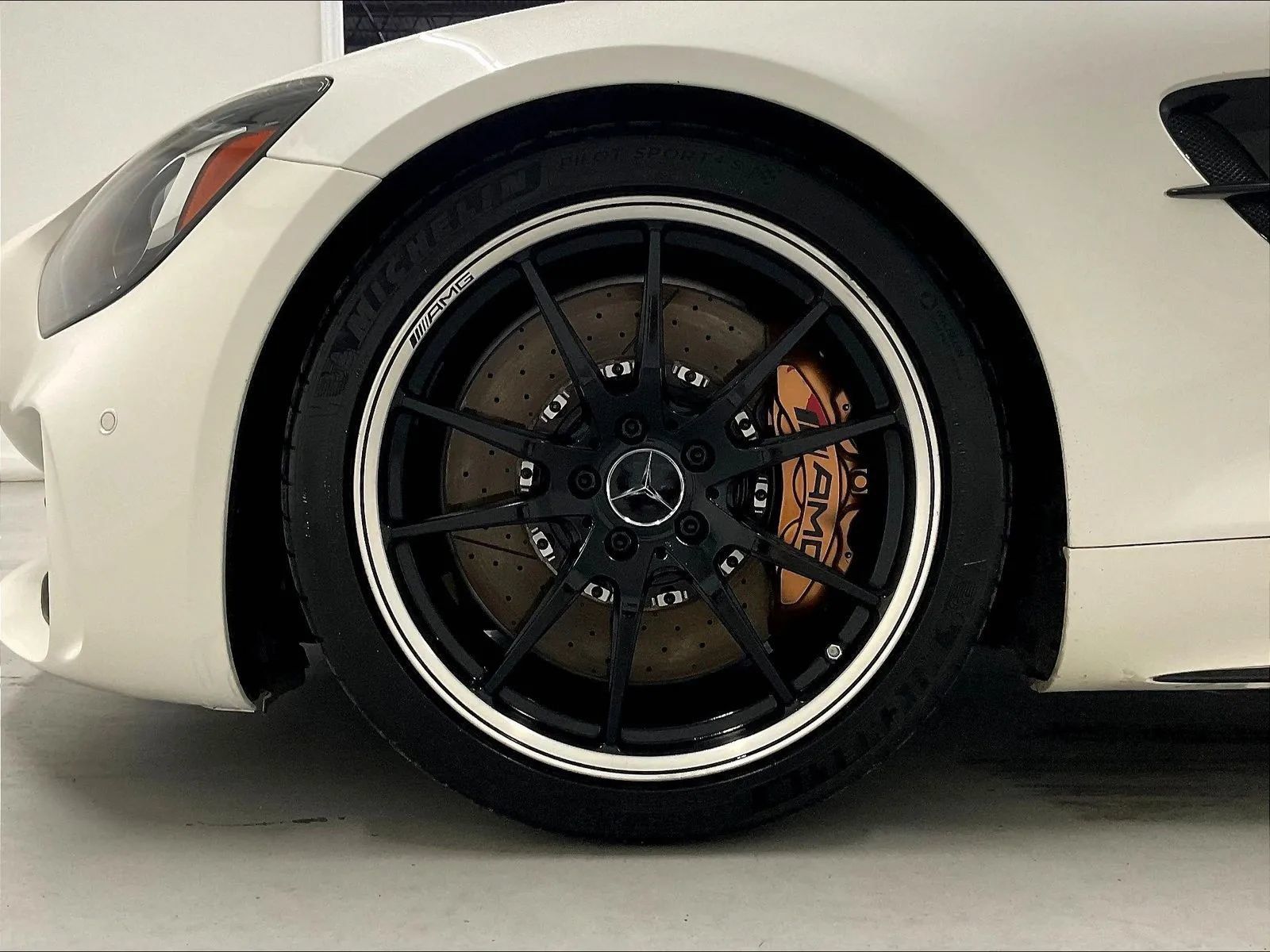 Used 2018 Mercedes-Benz AMG GT R image 39