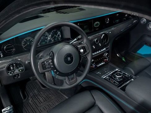 Used 2022 Rolls-Royce Ghost Black Badge image 9