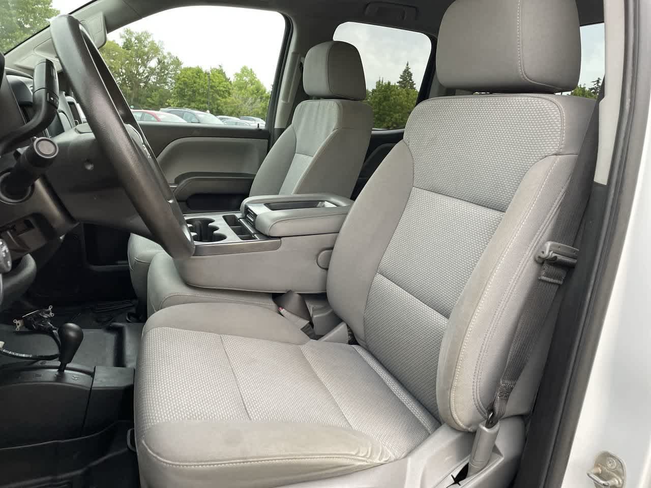 Used 2019 Chevrolet Silverado 2500 W/T AWD/4WD image 12