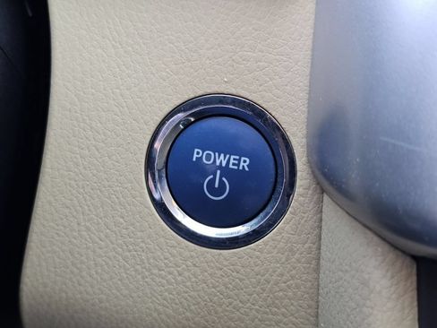 Used 2015 Toyota Highlander Limited AWD/4WD image 16