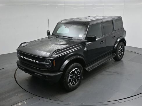 New 2026 Ford Bronco Outer Banks image 35