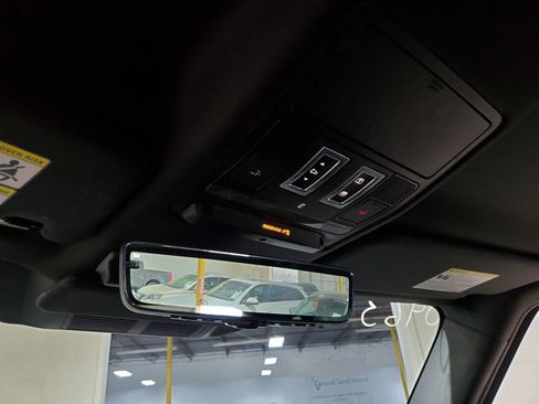 Used 2021 Land Rover Defender 110 X image 41