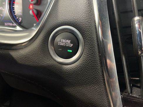 Used 2023 Chevrolet Traverse High Country image 24