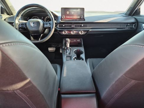 Used 2024 Honda Civic Sport image 3