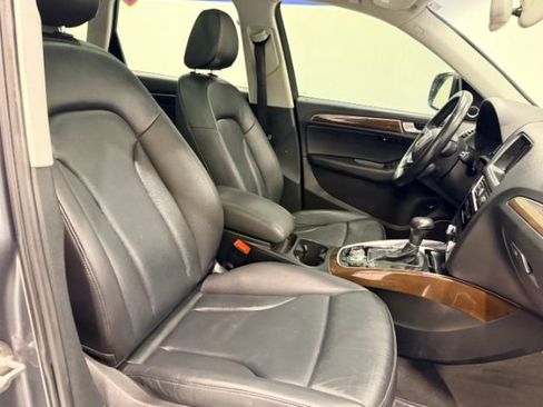Used 2016 Audi Q5 2.0T Premium Plus w/ Technology Package AWD/4WD image 19