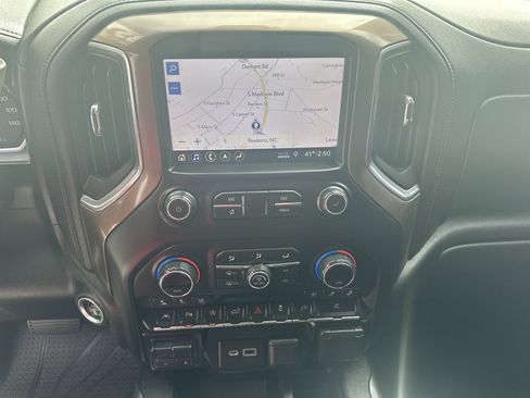 Used 2019 Chevrolet Silverado 1500 High Country w/ Technology Package image 15