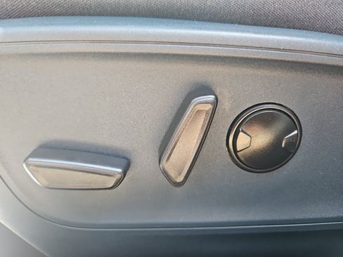 Used 2023 Ford Maverick XLT w/ XLT Luxury Package FWD image 8
