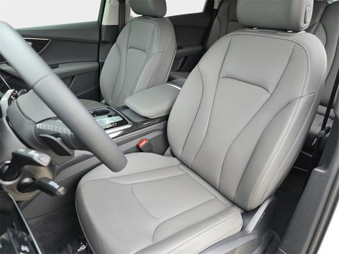 Used 2026 Audi Q7 3.0T Premium Plus w/ Premium Plus Package image 20