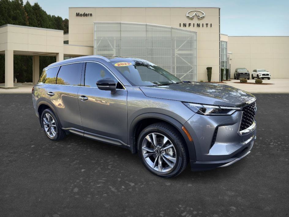 Certified 2022 INFINITI QX60 Luxe w/ Cargo Package AWD/4WD image 4