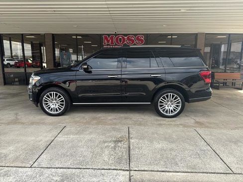 Certified 2023 Ford Expedition Limited image 7