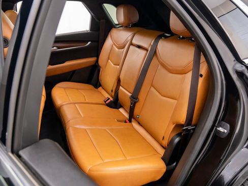 Used 2022 Cadillac XT5 Premium Luxury image 18