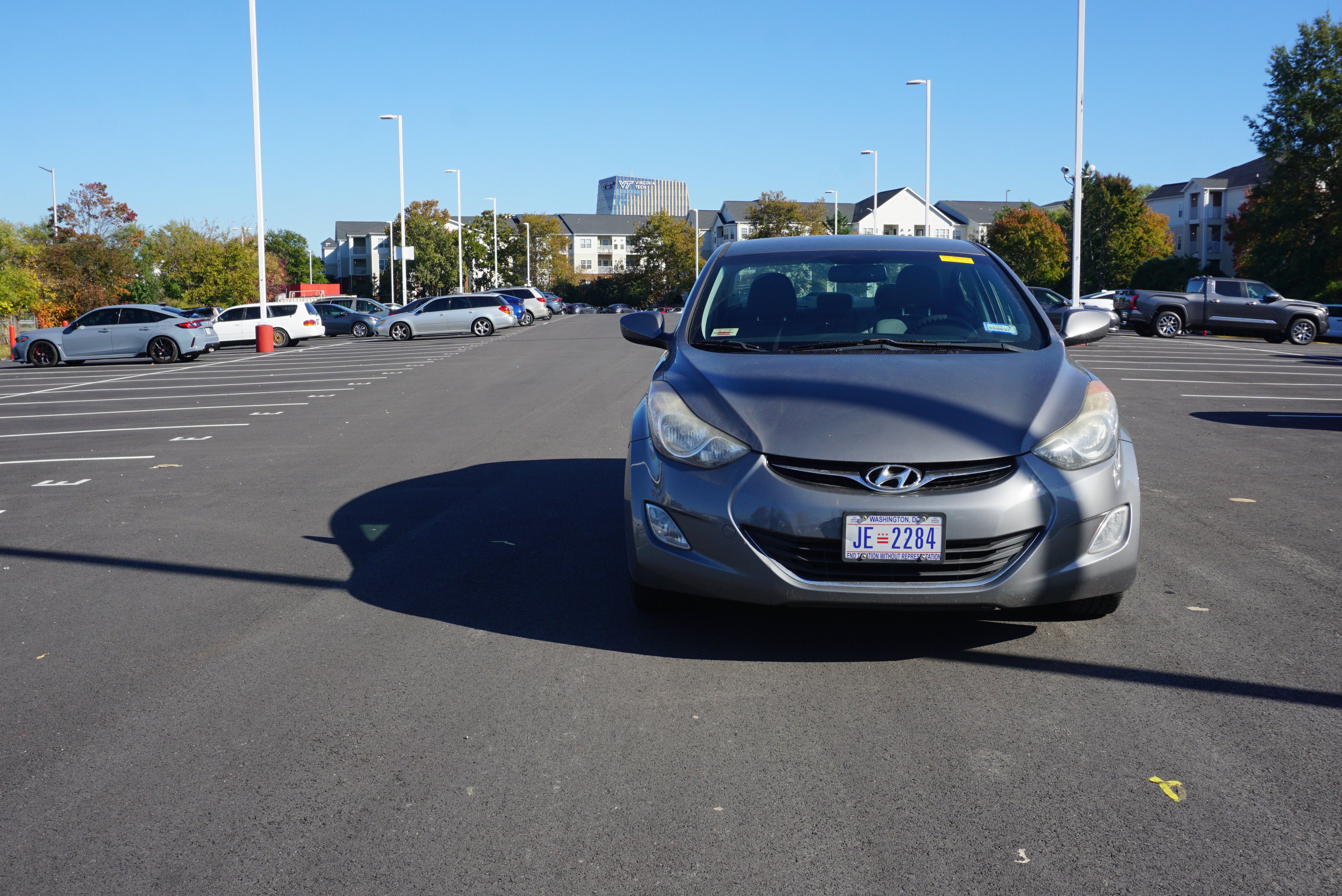 Used 2012 Hyundai Elantra GLS w/ Preferred Pkg 3 FWD image 2