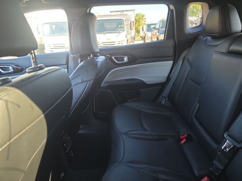 Used 2025 Jeep Compass Limited w/ Elite Group image 14