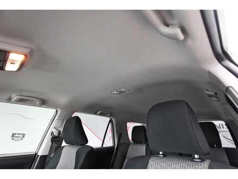 Used 2024 Toyota 4Runner SR5 image 28