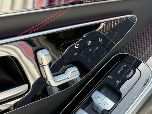 Used 2024 Mercedes-Benz S 63 AMG S image 19