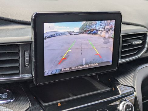 Certified 2024 Ford Explorer ST-Line w/ Class IV Trailer Tow Package image 22