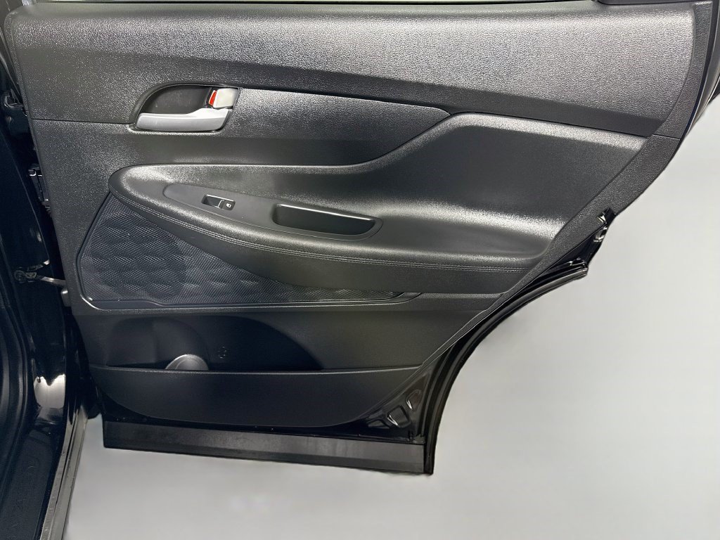 Used 2022 Hyundai Santa Fe SEL FWD image 27