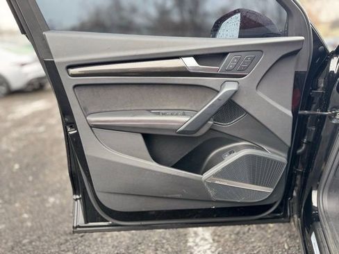 Used 2023 Audi SQ5 Premium Plus w/ Premium Plus Package image 10