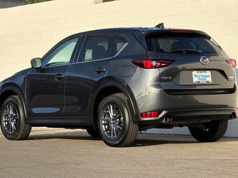 Used 2021 MAZDA CX-5 Touring image 3