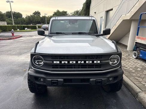 Used 2023 Ford Bronco Black Diamond AWD/4WD image 2