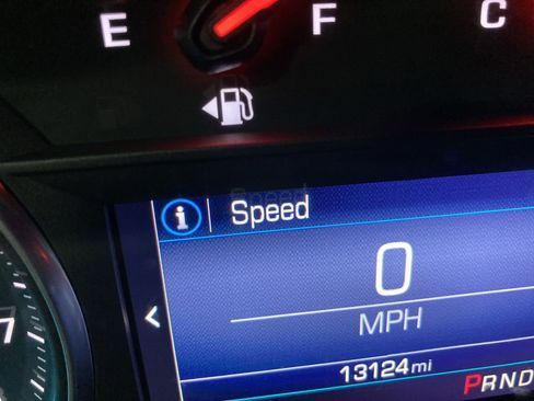 Used 2022 Chevrolet Equinox LT image 11