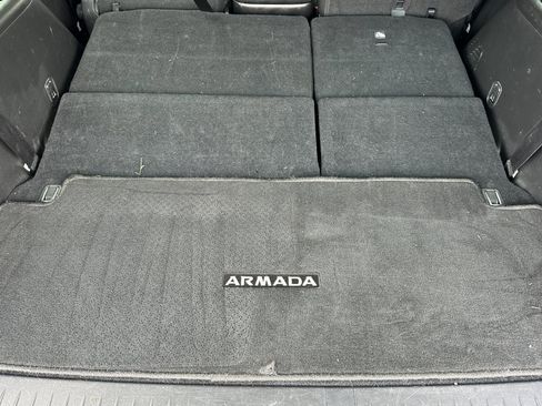 Used 2022 Nissan Armada SL w/ Captain's Chairs Package image 18