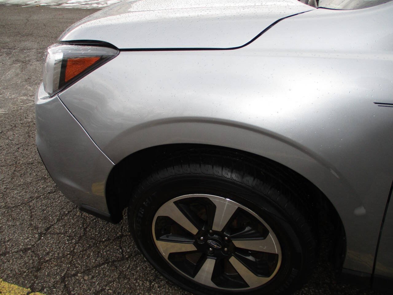 Used 2018 Subaru Forester 2.5i w/ Alloy Wheel Package AWD/4WD image 13