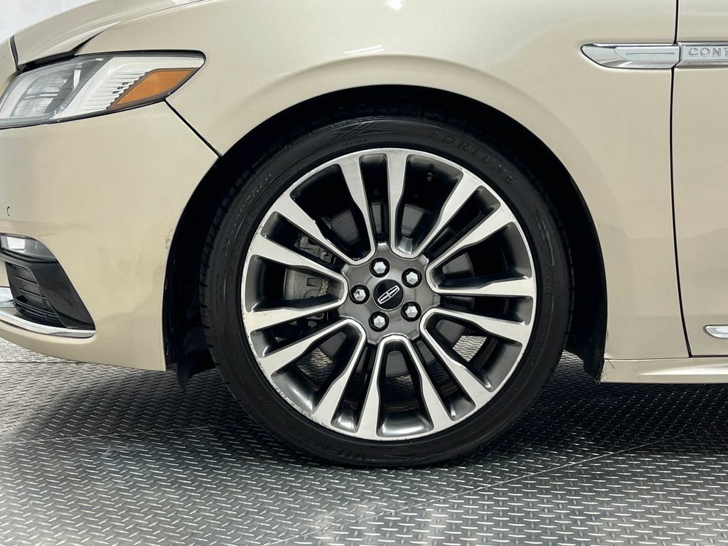 Used 2017 Lincoln Continental Select w/ Climate Package FWD image 37