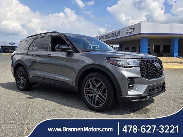 Certified 2025 Ford Explorer ST AWD/4WD image 1