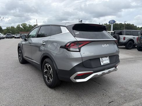 Used 2023 Kia Sportage LX FWD image 5