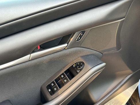 Certified 2025 MAZDA MAZDA3 s image 27