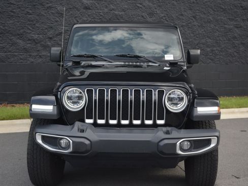 Used 2020 Jeep Wrangler Unlimited Sahara AWD/4WD image 10
