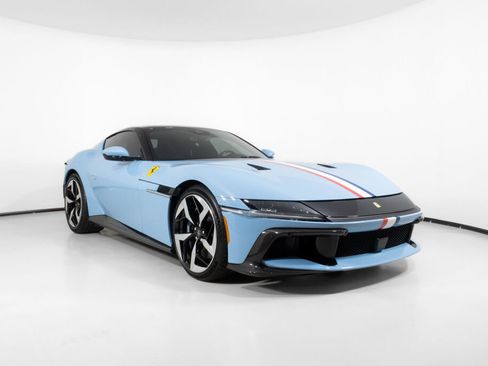 Used 2025 Ferrari 12Cilindri RWD image 11