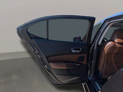 Used 2018 Acura TLX V6 w/ Technology Package FWD image 18