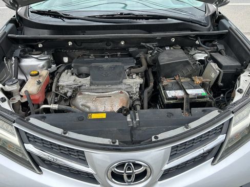 Used 2014 Toyota RAV4 XLE image 25