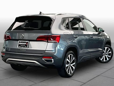 Used 2022 Volkswagen Taos SE FWD image 13