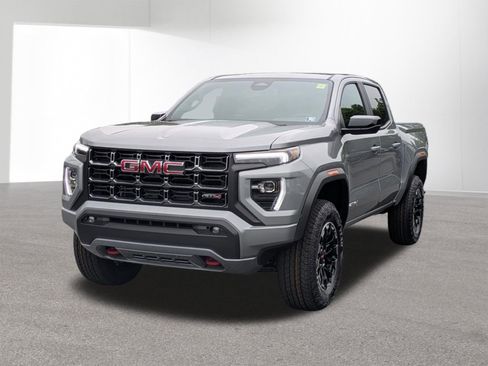 New 2026 GMC Canyon AT4 AWD/4WD image 3