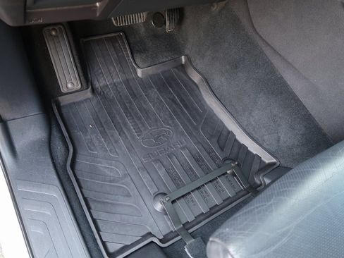 Used 2019 Subaru Ascent Limited w/ Popular Package #3 image 13