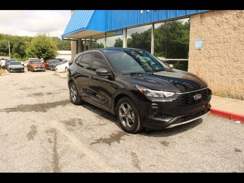 Used 2023 Ford Escape ST-Line w/ Tech Pack #1 FWD image 1