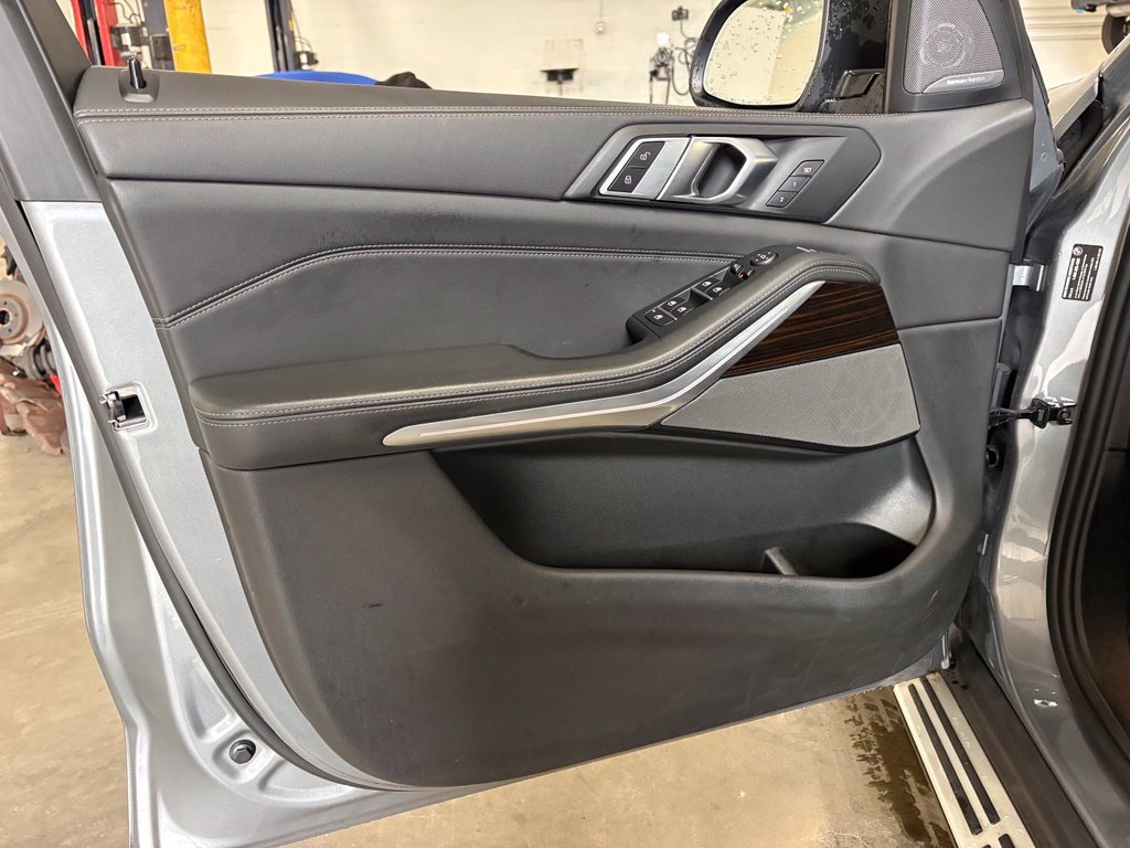 Used 2026 BMW X5 xDrive40i AWD/4WD image 11
