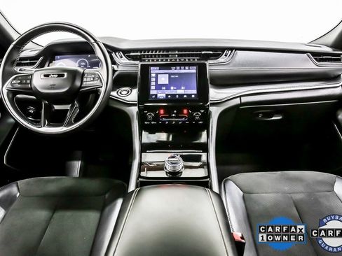 Used 2022 Jeep Grand Cherokee L Laredo image 18