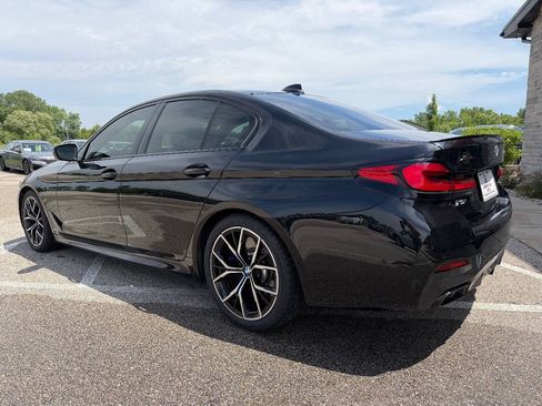 Used 2021 BMW M550i xDrive w/ Dynamic Handling Package AWD/4WD image 4