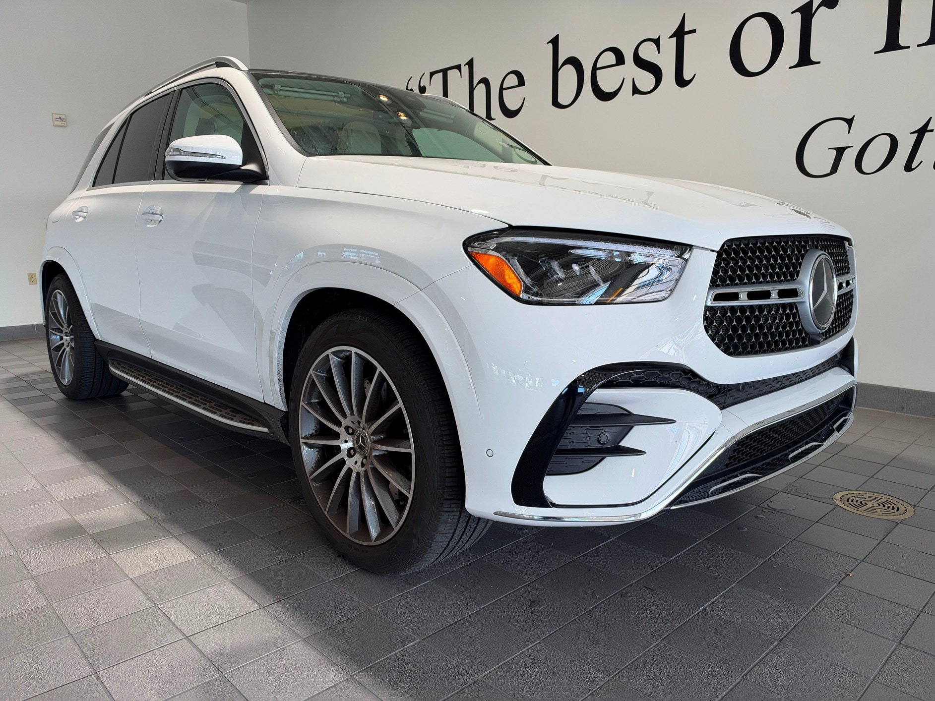 Used 2026 Mercedes-Benz GLE 350 4MATIC image 1