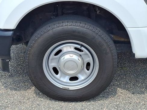 Used 2022 Ford F250 XL w/ Power Equipment Group RWD image 24