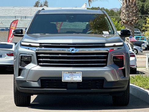 New 2026 Chevrolet Traverse LT FWD image 9