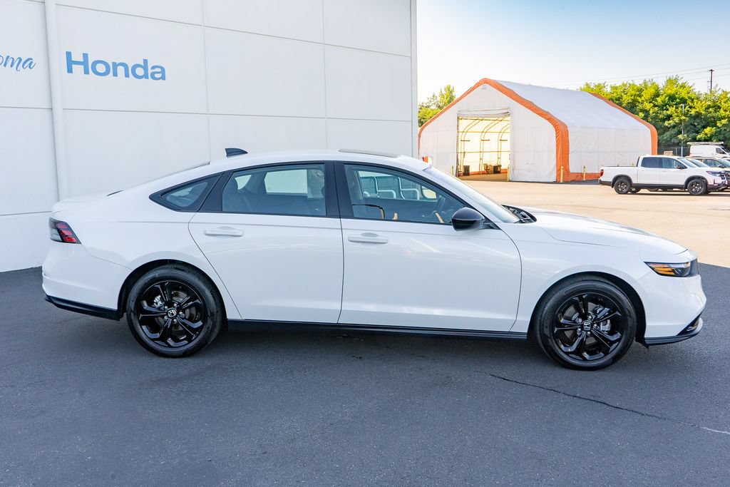 Certified 2025 Honda Accord SE image 16