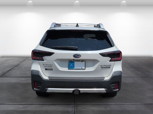 Used 2020 Subaru Outback Touring XT AWD/4WD image 6