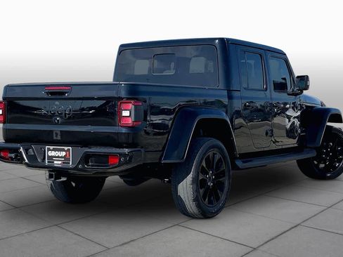 Used 2022 Jeep Gladiator Overland AWD/4WD image 24