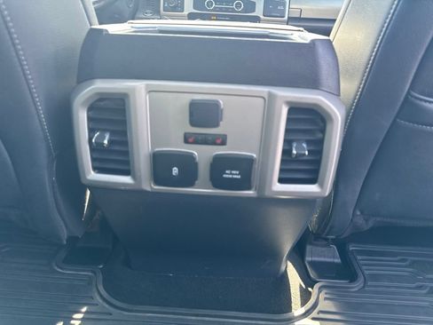 Used 2022 Ford F350 Lariat w/ Black Appearance Package AWD/4WD image 15